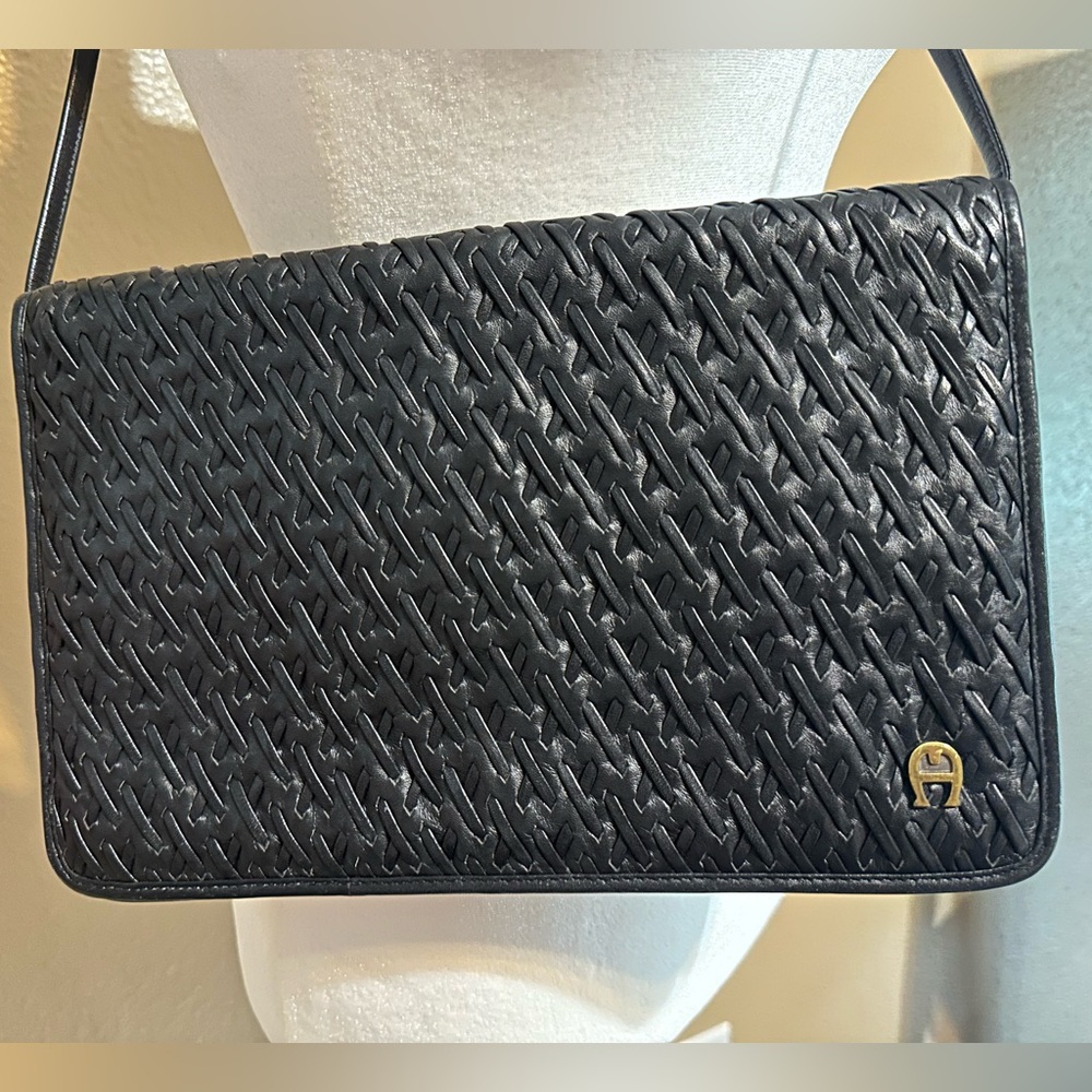 Etienne AIGNER Vintage Genuine‎ Soft Buttery Leather Woven Crossbody Black Bag